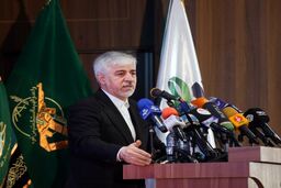  همگام با سیاست‌های نظام حرکت خواهیم کرد