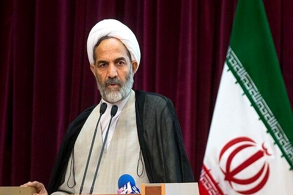بخشی از فسادها ناشی از نقص در ساختار خصوصی سازی است