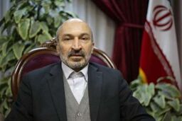 وزارت علوم طی سال 95 در امر اقتصاد مقاومتی پیشقدم بود
