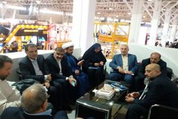 بازدید اعضای کمیسیون انرژی مجلس شورای اسلامی از نمایشگاه نفت