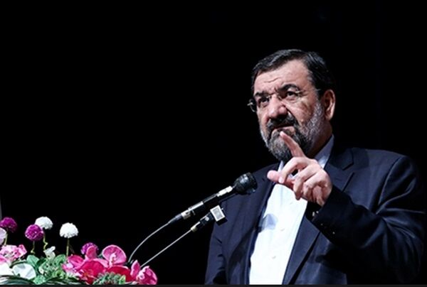 چرا محسن رضایی حرف احمدی نژادی می زند؟