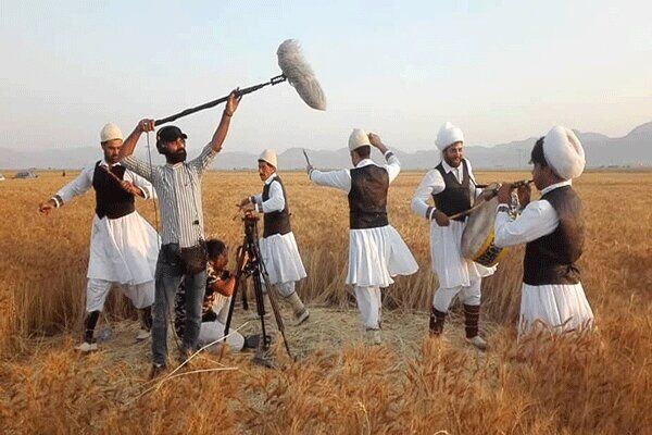تصویربرداری مستند کاکل در استان خراسان جنوبی