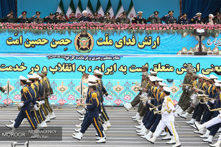 رژه روز ارتش با حضور رییس جمهوری