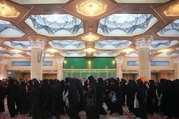 تیراندازی در ضلع غربی بیرون حرم امام (ره)/یکی از مهاجمین خود را منفجر کرد