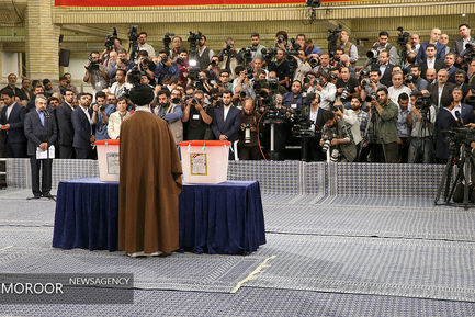 شرکت مقام معظم رهبری در انتخابات