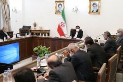 خلا‌های موجود در عرصه جهادی و خدمت رسانی را شناسایی و اعلام کنید