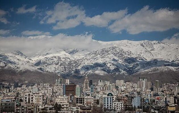 وضعیت کیفی هوای تهران در 22 فروردین