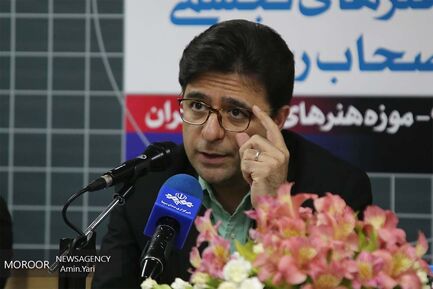 نشست خبری مدیرکل مرکز هنرهای تجسمی