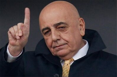 یا مدیر اجرایی میلان می‌مانم یا می‌روم