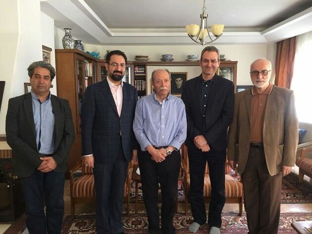 امیدوارم بسترها و فضاهای مناسب‌تری برای فرهنگ و هنر فراهم شود