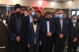 ادای احترام وزیر ارشاد ایران به شهدای مقاومت لبنان