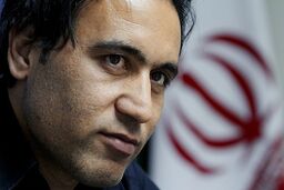 مهدی مهدوی‌ کیا در غم از دست دادن پدر عزادار شد