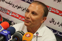 برای دومین بار حمید رضا درخشان از سمتش استعفا کرد