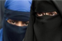 150 یورو جریمه استفاده از روبنده در اتریش