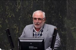 استکبار مسئول به فقر نشاندن مردم سراسر جهان است