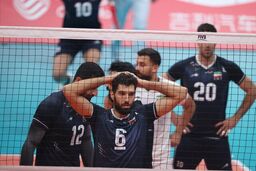 سرمربی تیم ملی والیبال اخراج شد