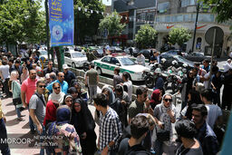 همراهی زرتشتیان یزد با دیگر هموطنان در روز سرنوشت ساز