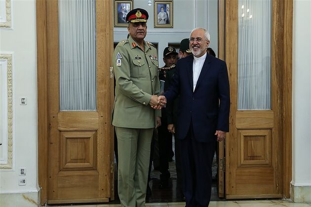 گفتگوی ظریف با فرمانده ارتش پاکستان 