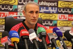 یحیی گل محمدی اجازه فسخ قراردادش را دارد