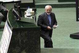 سیاست خارجی را بخاطر منافع سیاسی کوچک و داخلی زیر سوال نبرید /  سردار سلیمانی و حسن نصرالله از رویکرد وزارت خارجه در منطقه تشکر کردند