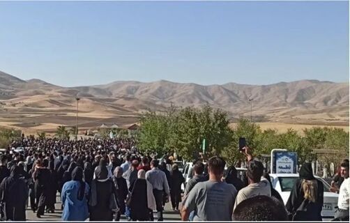 حواشی مراسم خاکسپاری مهسا امینی