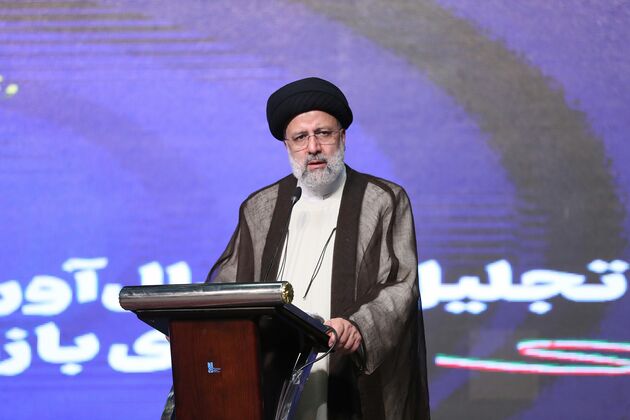 تلاش دشمن ایجاد مانع برای خدمت‌رسانی دولت به مردم است