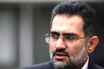 دولت درصدد است مشکلات اقتصادی کشور حل شود و رونق تولید شکل بگیرد