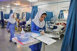 بخش عمده خدمات درمانی و مراقبتی توسط پرستاران ارائه می‌شود