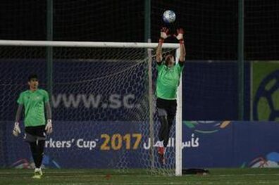 گلر ملی پوش پرسپولیسی جایگزین رحمتی در استقلال می شود؟!