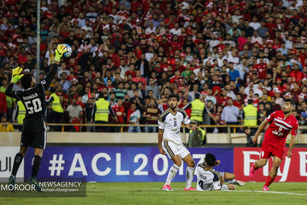 دیدار تیم های فوتبال پرسپولیس ایران و الوحده امارات