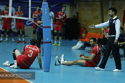 دیدار تیم های والیبال بانک سرمایه و شهرداری تبریز