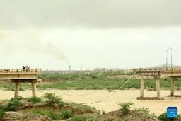 سیلاب هفتکل جان 2 سرنشین خودرو را گرفت