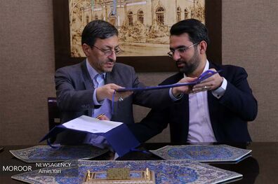 امضای تفاهم نامه همکاری بین وزارت ارتباطات و کمیته امداد امام خمینی (ره)