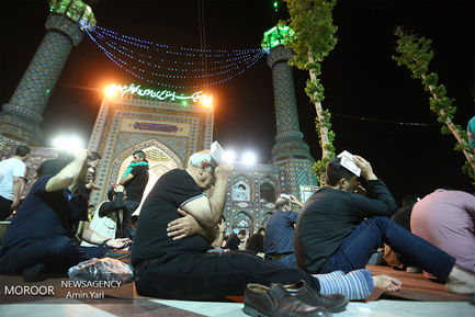 احیای شب نوزدهم ماه مبارک رمضان در امامزاده صالح (ع)