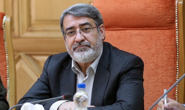 ستاد مقابله با کرونا در پروتکل‌ های بهداشتی مراکز عمومی بازنگری می کند