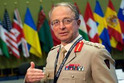 به فکر حمایت از اسد باشیم