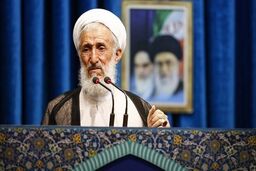 در دنیای امروز آمریکا شیطان بزرگ و انگلیس منشاء تفرقه است