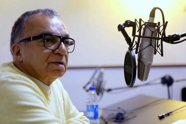 مسعود فروتن مجری برنامه شب یلدا رادیو پیام شد