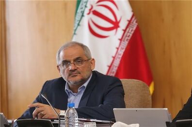 ما در فضا، تجهیزات و نیروی انسانی با مشکل مواجه هستیم