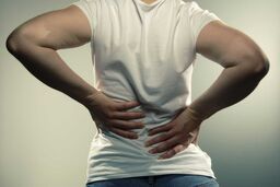 با این ماده با کمر دردتان مقابله کنید