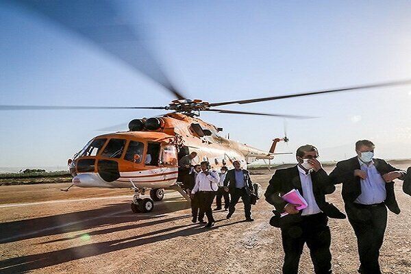 وزیر راه و شهرسازی وارد بندرعباس شد