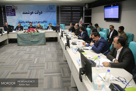 نشست رییس مجلس شورای اسلامی و وزیر ارتباطات