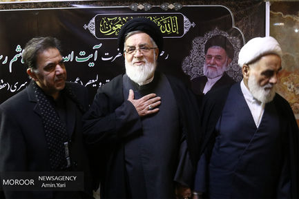 تشییع پیکر آیت الله رسولی محلاتی