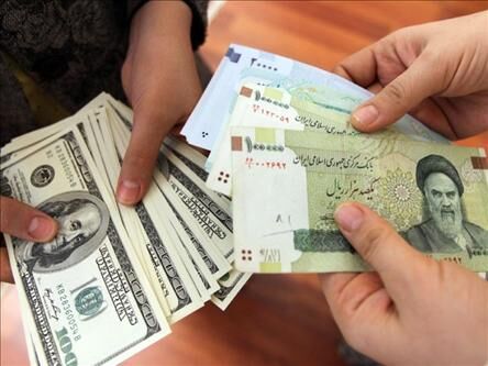 دلار دوباره به ۴ هزار تومان رسید