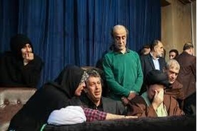 خانواده مرحوم هاشمی وارد دانشگاه تهران شدند