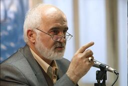 تخلف شهرداری و شورای شهر تهران محرز است/قالیباف گفت مدیونید اگر به ما رحم کنید