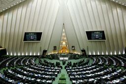 بنزین سال ۹۶ گران نمی‌شود