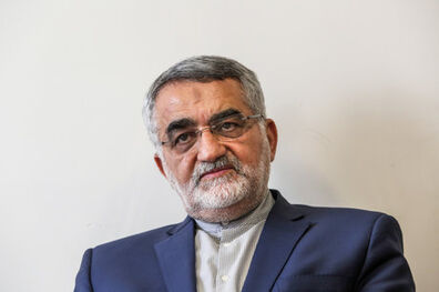  مجلس به ناهنجاری‌های اقتصادی و اجتماعی حقوق‌های نجومی پایان می‌دهد