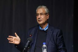 در رابطه با کالاهای اساسی هیچ کمبودی نخواهیم داشت