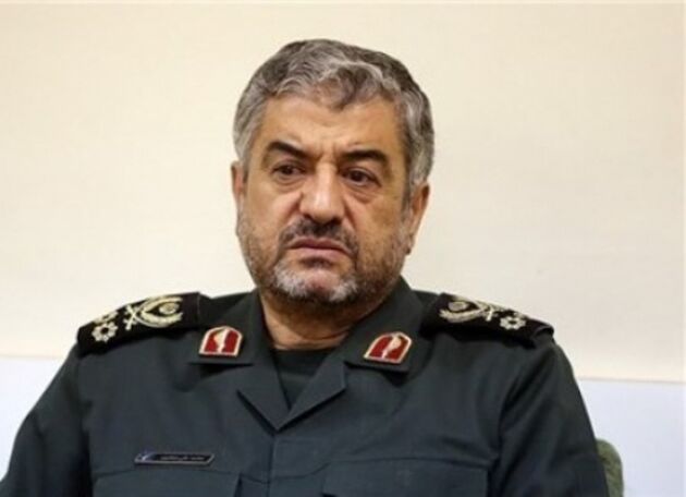 پاسداران انقلاب هرگز نخواهند گذاشت خون های پاک و مطهر شهدای حادثه تروریستی اهواز به هدر رود